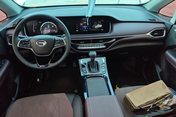 Used GAC Trumpchi M6 2023 PRO 270T DCT Luxury Edition Center Console