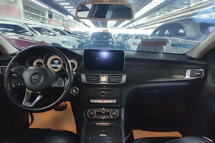 Used Mercedes-Benz CLS 2015 CLS 260 Center Console
