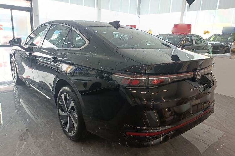 Used Volkswagen Magotan 2024 380TSI DSG Prestige Edition Exterior 2