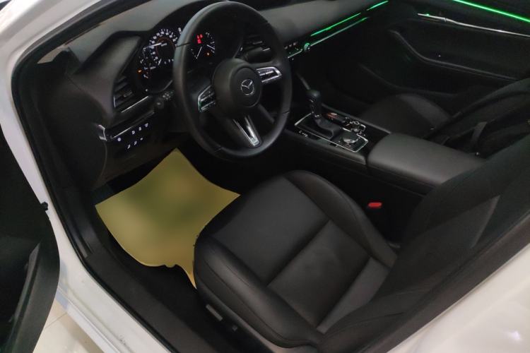 Used Mazda 3 Axela 2023 2.0L Automatic ZhiZhen Edition Left Front Seat