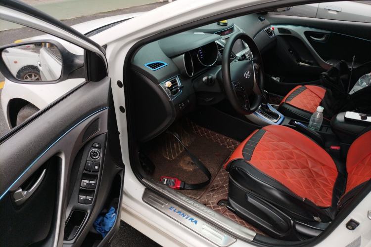 Used Hyundai Elantra (5th Generation / Langdong) 2016 1.6L Automatic Prestige Model Driver Seat