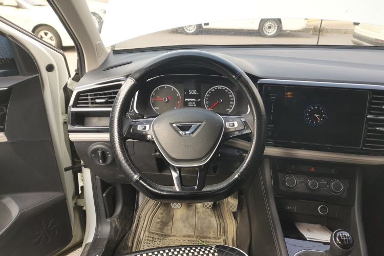 Used Jetta VS5 2023 280TSI Manual Entry-Level Model Steering Wheel