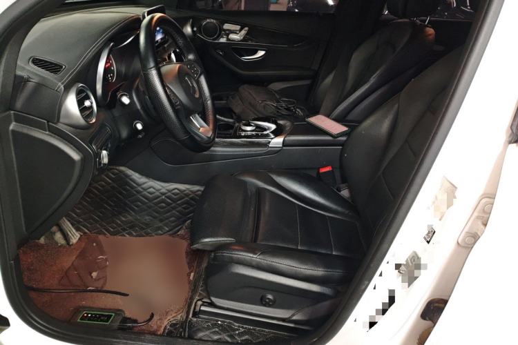 Used Mercedes-Benz GLC 2017 GLC 260 4MATIC Dynamic Edition Left Front Seat