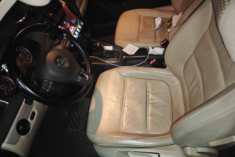 Used Volkswagen Sagitar 2012 1.4TSI Automatic Luxury Edition
