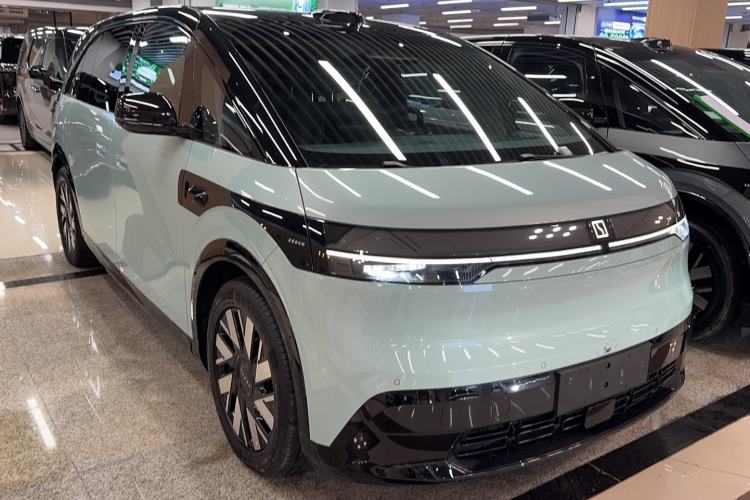 Used Zeekr MIX 2025 Long-Range Intelligent Driving Edition