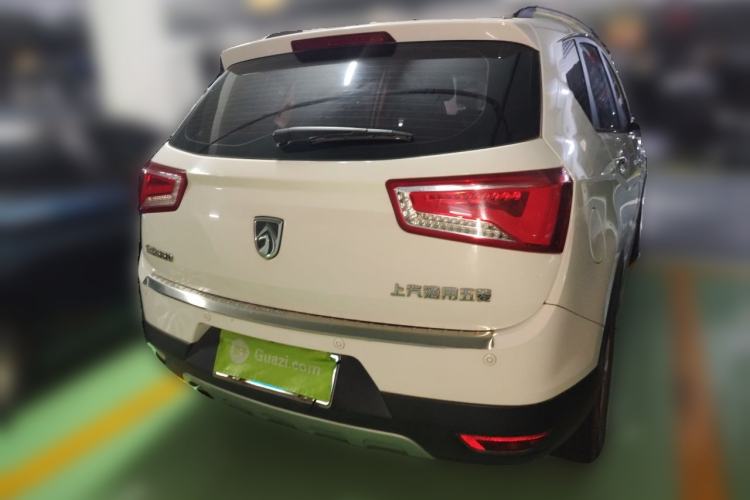 Used Baojun 560 2015 1.8L Manual Elite Edition
