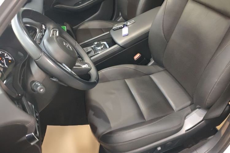 Used Mazda Mazda 3 Axela 2023 2.0L Automatic ZhiZhen Edition
