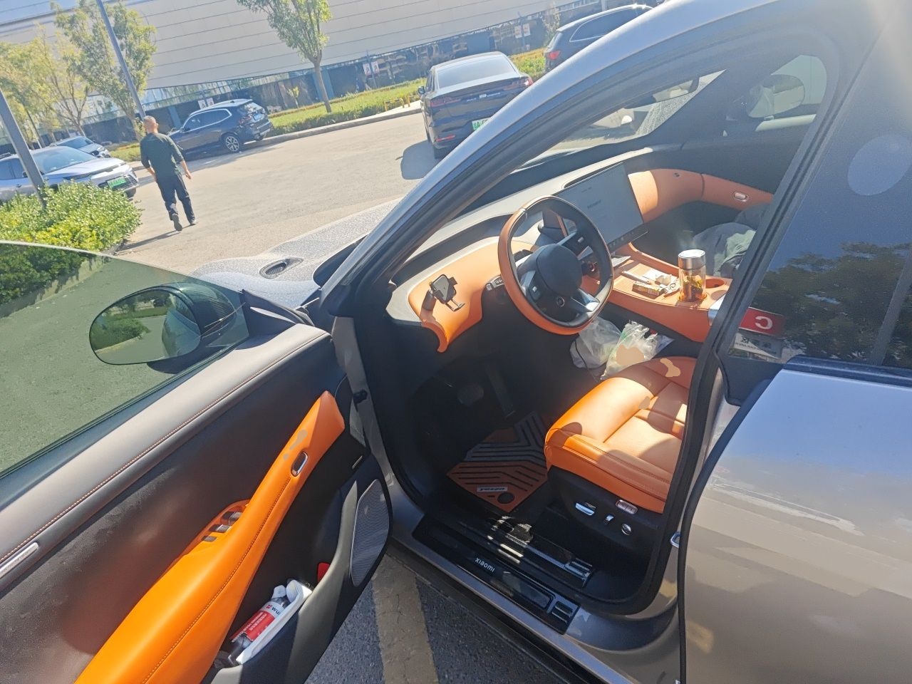 Xiaomi Auto YU7 2025 Ultra-Long Range High-Performance All-Wheel-Drive Max Edition — снимка 16