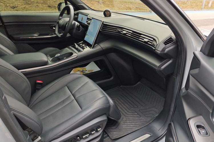 Used Nio ES8 2020 580 km Signature Edition 7-Seater Version