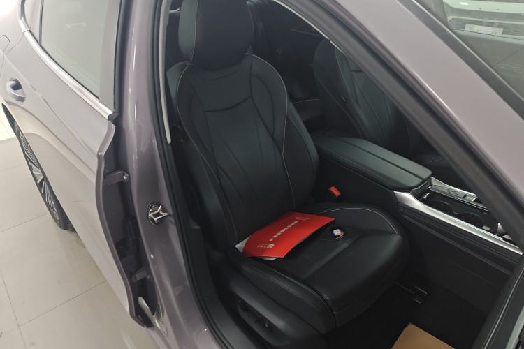 Used Volkswagen Passat 2025 Pro 380TSI Dragon Supreme Edition