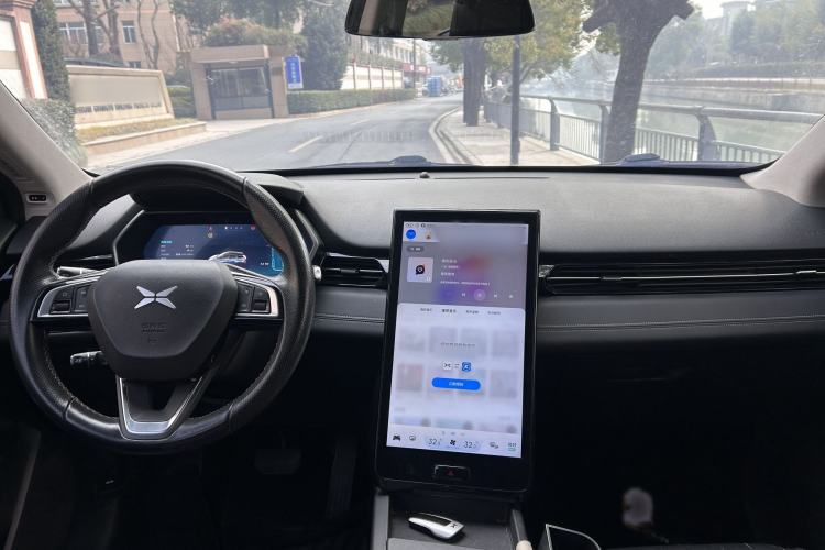 Used XPeng G3 2019 Smart Edition Interior 6