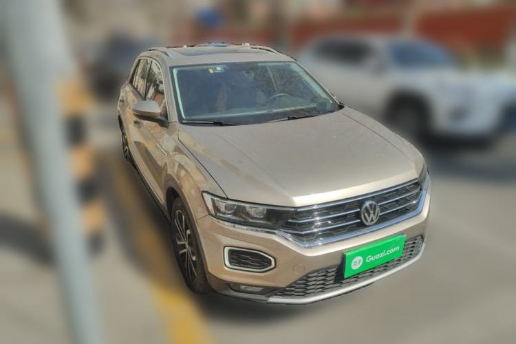 Used Volkswagen T-ROC 2020 280TSI DSG Two-Wheel Drive Comfort Version Front Right 45 Deg