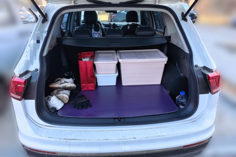 Used Volkswagen Tiguan L 2017 330TSI Automatic Two-Wheel Drive Luxury Edition Trunk