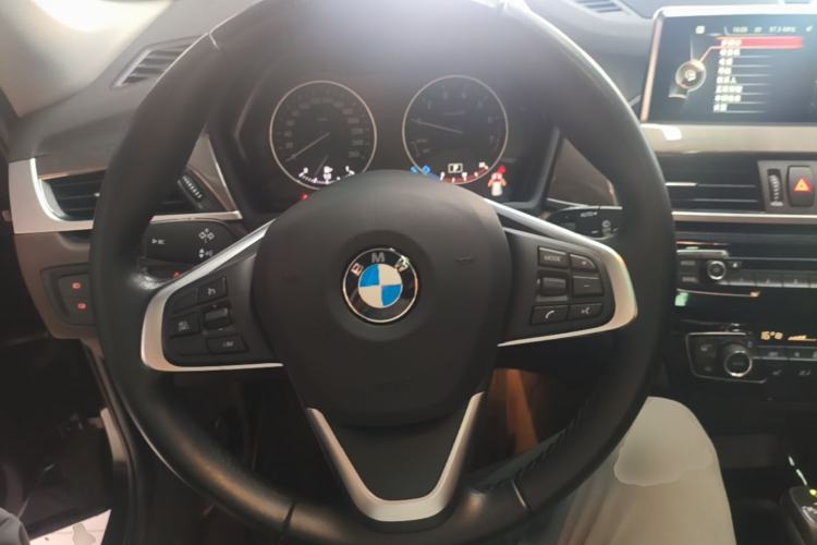 Used BMW X1 2018 xDrive20Li Luxury Model