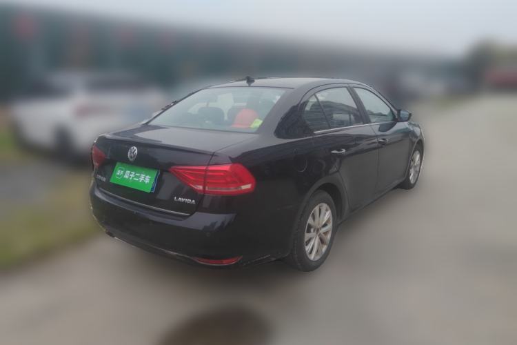 Used Volkswagen Lavida 2015 1.6L Automatic Comfort Edition