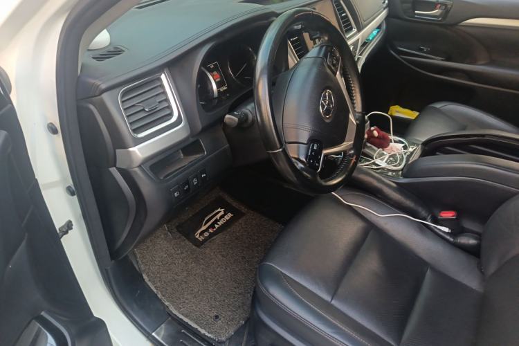 Used Toyota Highlander 2018 2.0T Four-Wheel Drive Prestige Version 7 Seats China VI Standard