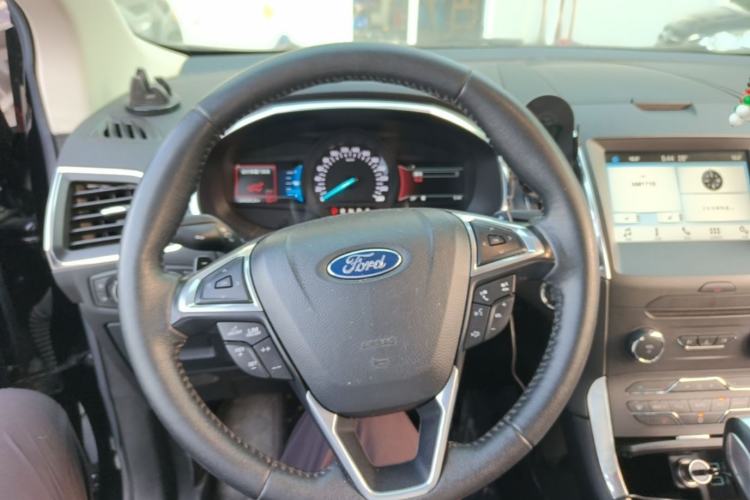 Used Ford Edge 2018 EcoBoost 245 Two-Wheel-Drive Titanium 7-Seater China V Standard
