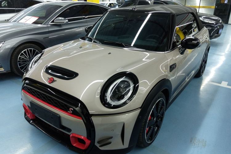 Used MINI 2023 Second Facelift 2.0T COOPER S CABRIO Artist