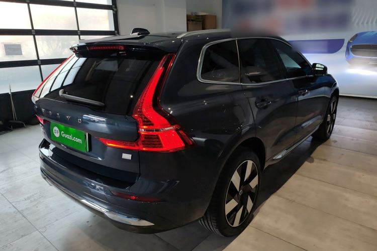 Used Volvo XC60 New Energy 2024 T8 Plug-in Hybrid Long-Range All-Wheel Drive Smart Luxury Edition
