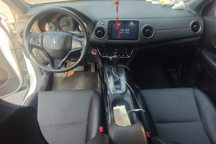 Used Honda XR-V 2020 220TURBO CVT Luxury Edition Center Console