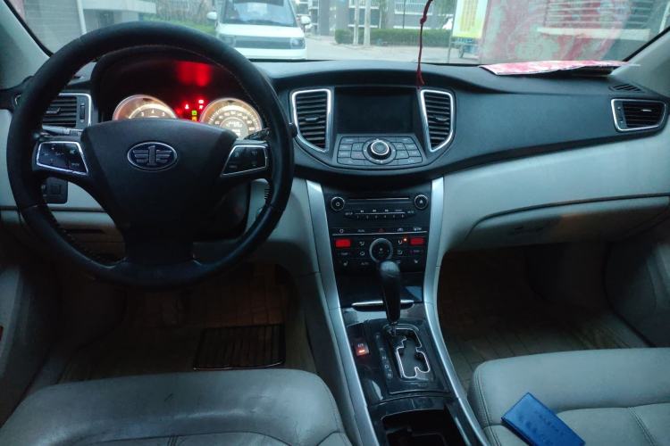 Used Bestune B90 2012 2.0L Automatic Luxury Edition
