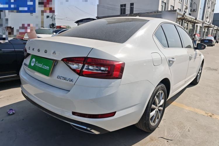 Used Skoda Octavia 2020 1.5L Automatic SmartDrive Luxury Edition Rear Right 45 Deg