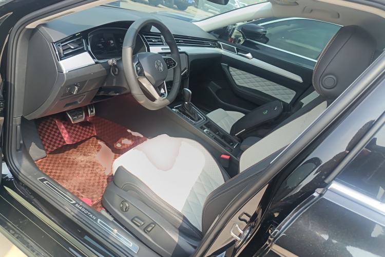 Used Volkswagen Magotan 2025 Revised Version Zhongxiang Edition 330TSI DSG Luxury Trim Left Front Seat