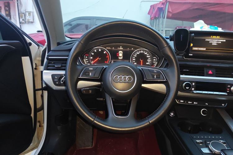Used Audi A4L 2017 Plus 40 TFSI Fashion Model
