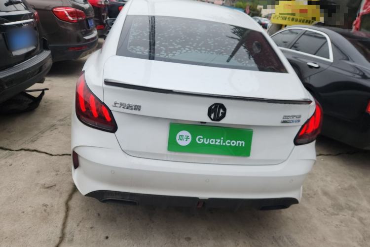 Used MG 5 2021 180 DVVT CVT Youthful Style Edition
