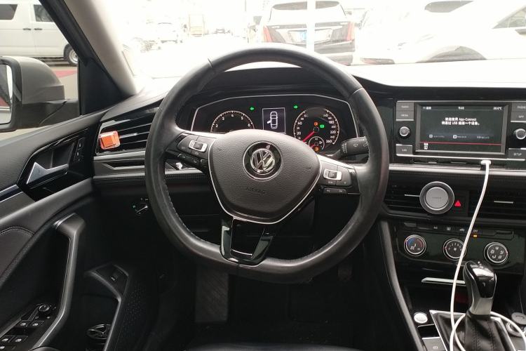 Used Volkswagen Sagitar 2020 200TSI DSG Comfort Version China VI Standard Steering Wheel