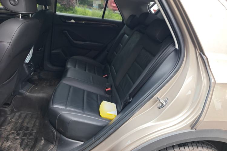 Used Volkswagen T-ROC 2019 280TSI DSG Two-Wheel Drive Comfort Version China VI Standard
