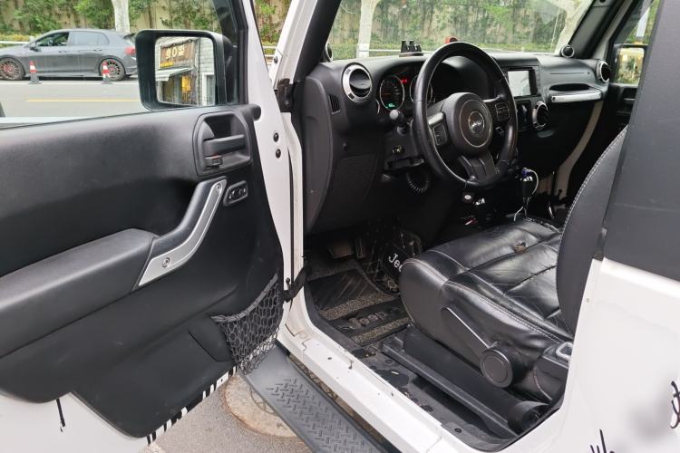 Used Jeep Wrangler 2012 3.6L Sahara two-door version
