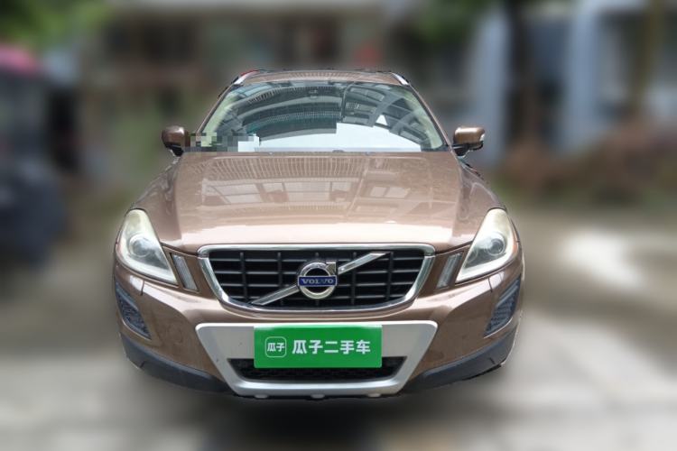 Used Volvo XC60 2011 2.0T ZhiZun Edition Front