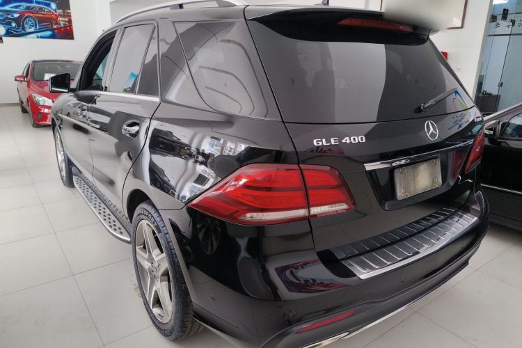 Used Mercedes-Benz GLE 2018 GLE 400 4MATIC Exclusive Edition Rear Left 45 Deg