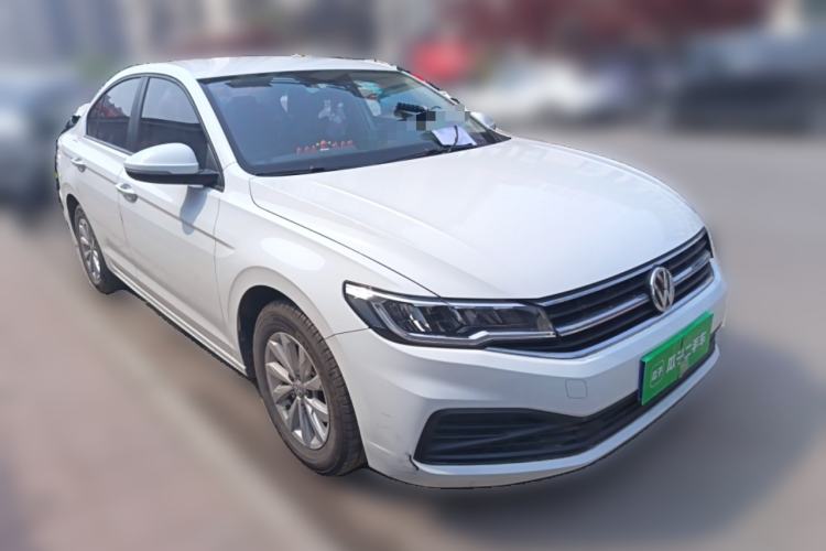 Used Volkswagen Bora 2019 1.5L Manual Fashion Edition Front Right 45 Deg