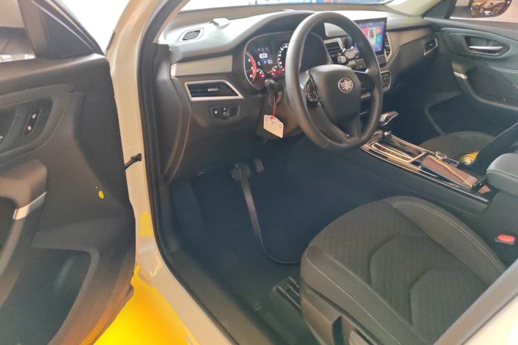 Used FAW Junpai D80 2019 TD220 Automatic Tech Model Driver Seat