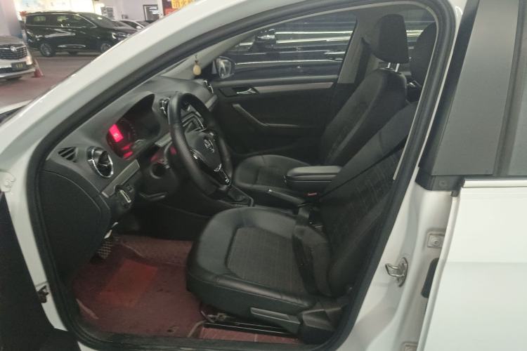 Used Volkswagen Jetta 2017 1.5L Automatic Comfort Model
