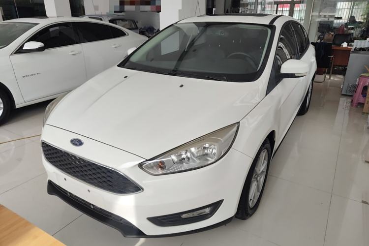 Used Ford Focus 2018 Hatchback Classic 1.6L Automatic Trendy SmartDrive Edition