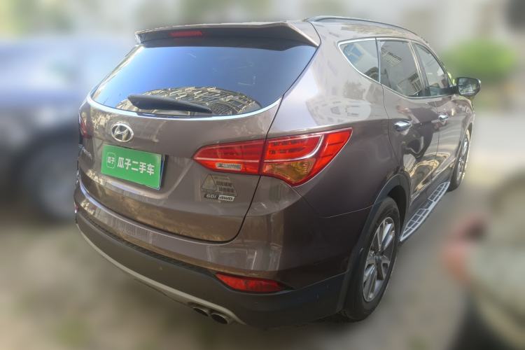 Used Hyundai Santa Fe Classic 2013 Facelift 3.0L 4x4 Comfort Edition with Navigation Euro IV compliant Rear Right 45 Deg