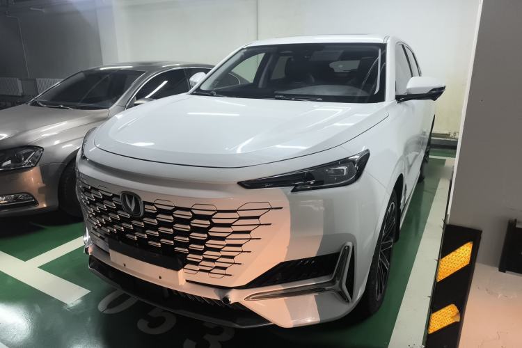 Used CHANGAN UNI-K iDD 2022 Blue Whale iDD 130km 1.5T Prestige Model