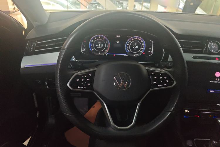 Used Volkswagen Magotan 2023 2 Million Units Commemorative Edition 330TSI DSG Luxury Version Steering Wheel