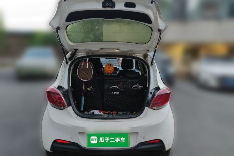 Used CHANGAN Benni E-Star 2022 Qingxin Edition Colorful Model Lithium Iron Phosphate
