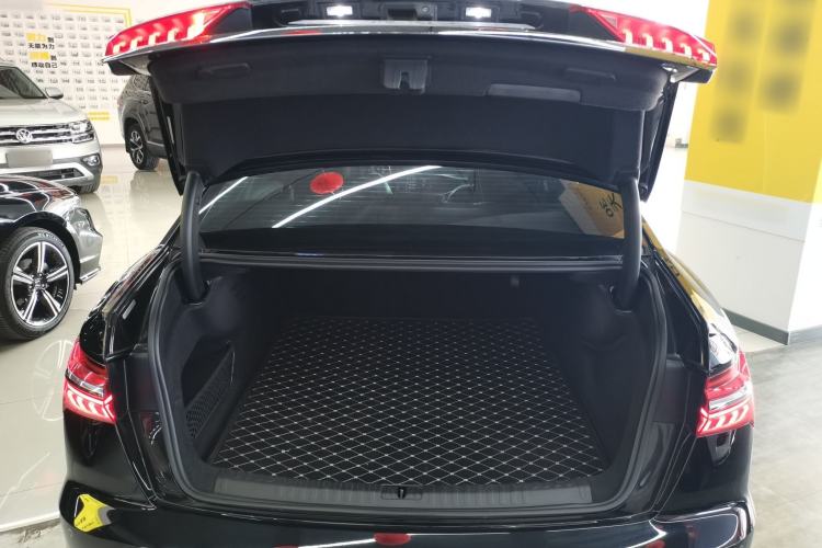 Used Audi A6L 2022 45 TFSI Prestige Elegant Edition
