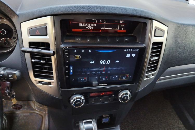 Used Mitsubishi Pajero 2016 3.0L Automatic Luxury Version China V Standard