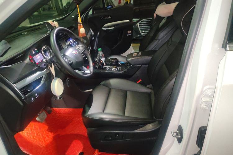 Used Cadillac XT4 2018 28T Two-Wheel-Drive Luxury Model