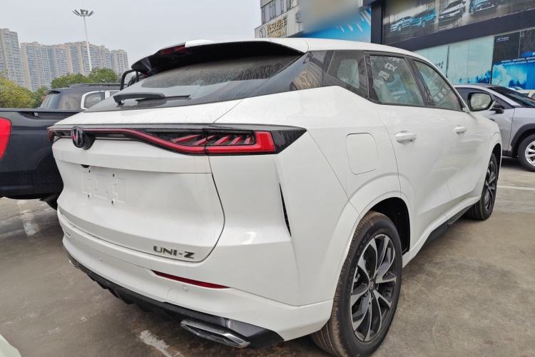 Used Changan UNI-Z New Energy 2024 Blue Whale Smart Electric iDD 125km Beyond Edition