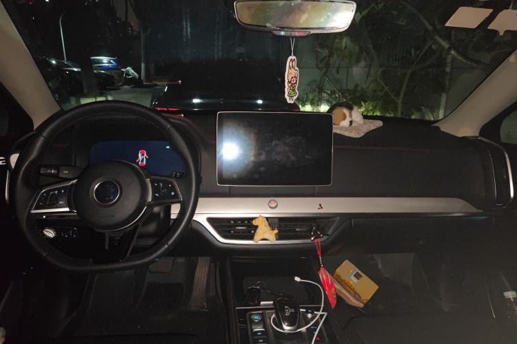 Used BYD Tang New Energy 2018 DM 2.0T All-Wheel Drive Smart Connectivity Luxury Model 7 Seats China V Emission Standard