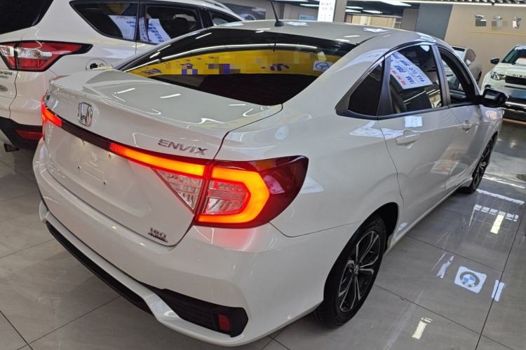 Used Honda Envix 2022 180TURBO CVT Comfort Version
