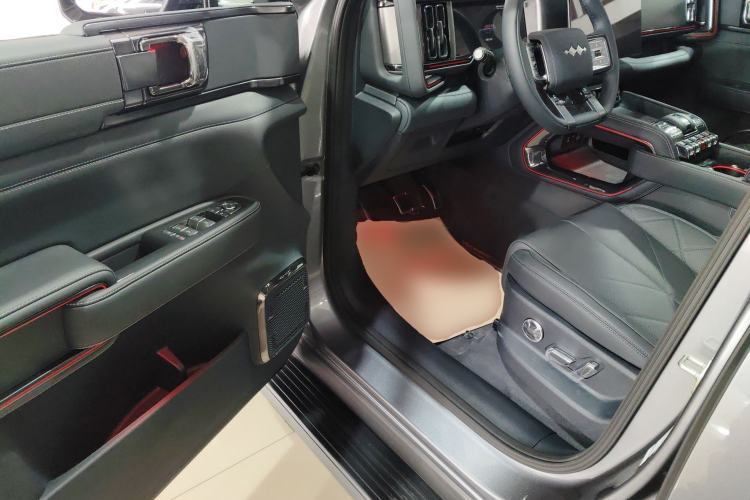 Used Formula Leopard 5 2025 TianShen Intelligent Driving Max Edition Interior 3