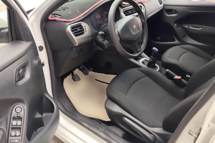 Used Peugeot 301 2016 1.6L Manual Comfort Edition
